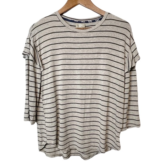 🍁🍂ANTHROPOLOGIE | DOLAN LEFT COAST COLLECTION 3/4 Ruffle Sleeve Striped Top - Picture 2 of 7